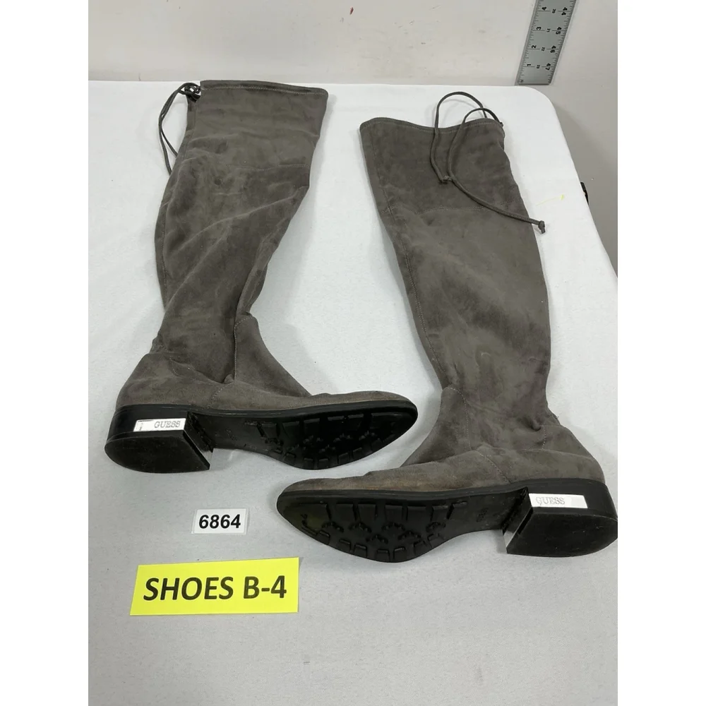 Womans Guess Pull On Otk Boots 8 M Gray 1/4 Zip Almond Toe